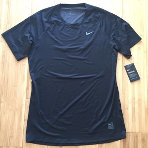 Men's L Nike Pro Short Sleeve Breathe Top
